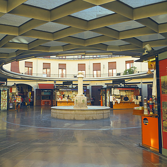 La plaza Redonda, un punto de encuentro valenciano.